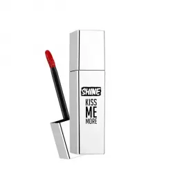 Shine Kiss Me More Labial Líquido