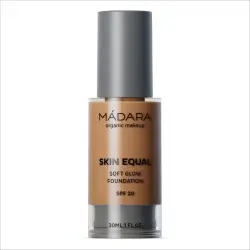 Mádara - Skin Equal Soft Glow SPF 15 Bases de maquillaje 30 ml #70 CARAMEL