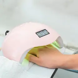 Manicura Semi Permanente