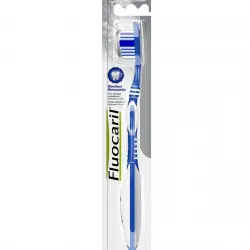 Fluocaril - Cepillo de Dientes Blanqueador Medio Fluocaril.
