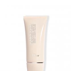 Dior - Skin Veil SPF 20