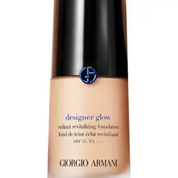Giorgio Armani - Base de maquillaje Designer Glow con Ácido Hialurónico 30 ml Giorgio Armani.