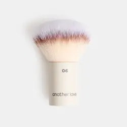 Brocha Kabuki nº 06 Another Love