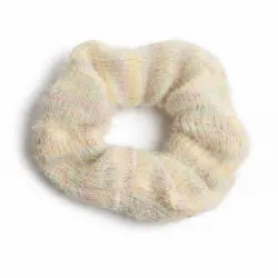 ¡33% DTO! Velvet Scrunchie  Woo oow