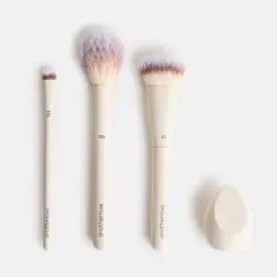 Set Esencial de Maquillaje: 3 Brochas+ Esponja Another Love