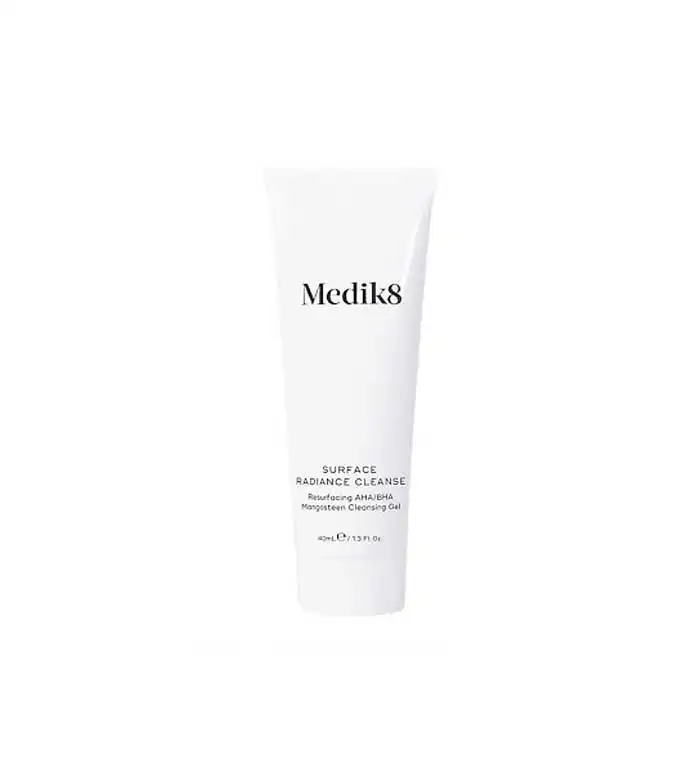 Medik8 - Gel limpiador facial con AHA/BHA Surface Radiance - Mini talla - Medik8 - Comparador de precios