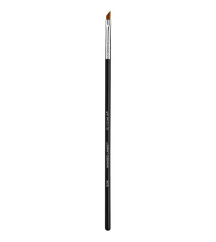 Sigma Beauty - Pincel angulado delineador de ojos - E06: Winged Liner - Sigma Beauty - Comparador de precios