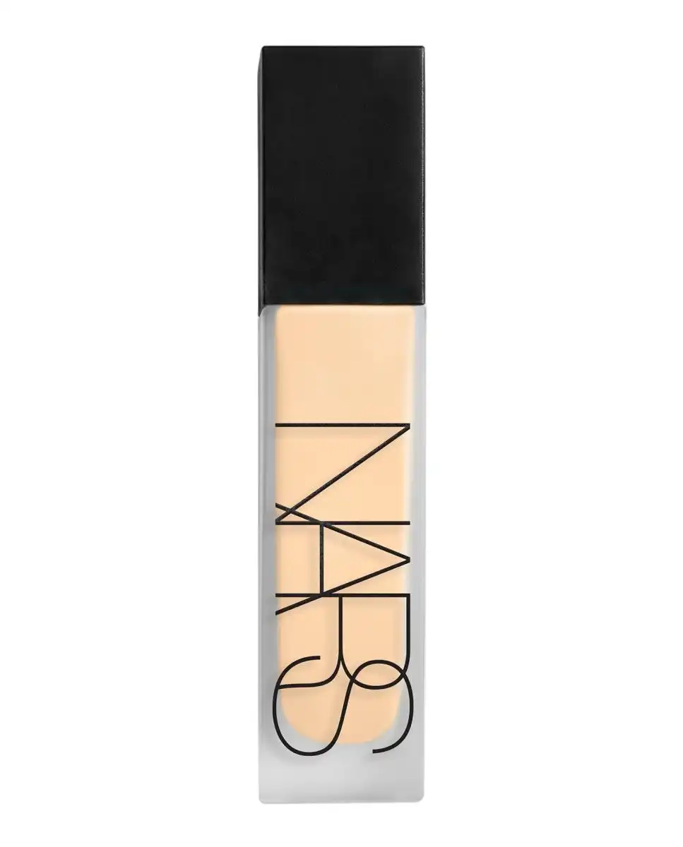Fondo de maquillaje Natural Matte Longwear Foundation 30 ml Nars LA SERENA - D2.5 LIMA  -  L3.25 - NARS - Comparador de precios