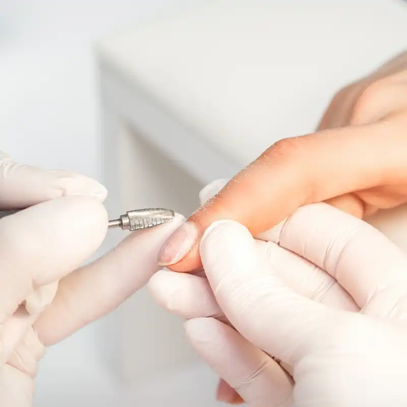 Retirada Esmalte Semipermanente - Servicios Beauty Júlia - Comparador de precios