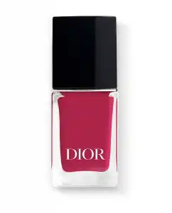 Dior - Laca de uñas efecto gel y color couture.