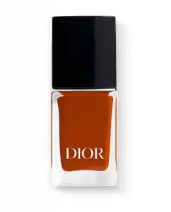 Dior - Laca de uñas efecto gel y color couture.